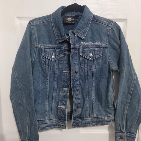 New Harley Davidson Motorcycle Denim Jean Jacket Women’s Size SMALL Logo On Back - Picture 4 of 4
